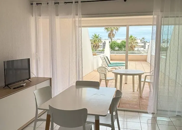 4 Personnes Natura 106 * Agde